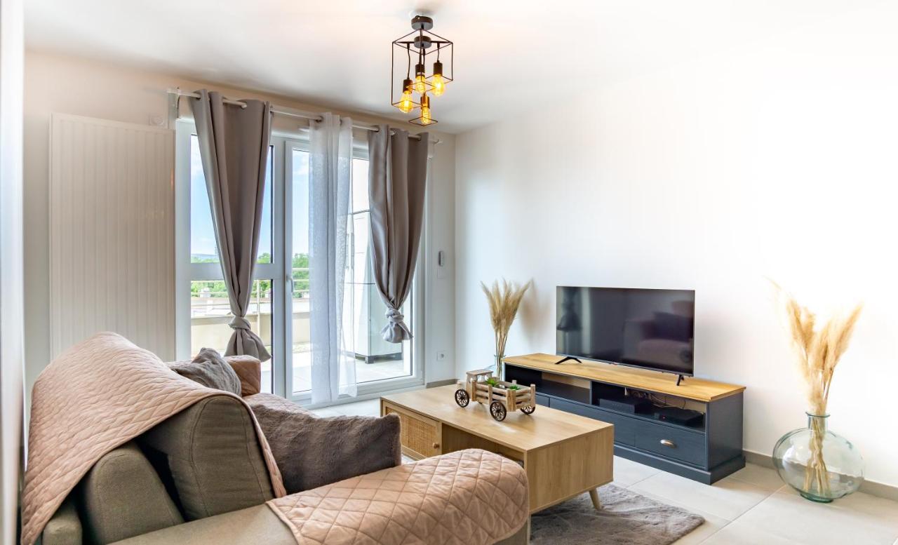 85 Geneve Confortable T2 Avec Parking Prive Annecy Dış mekan fotoğraf